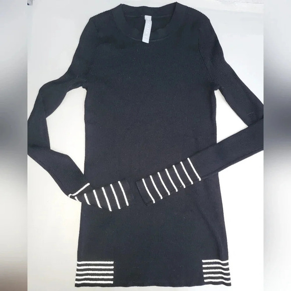 Athleta Table Rock Merino Wool Blend Sweater Size XXS Base Layer Black - Picture 1 of 5